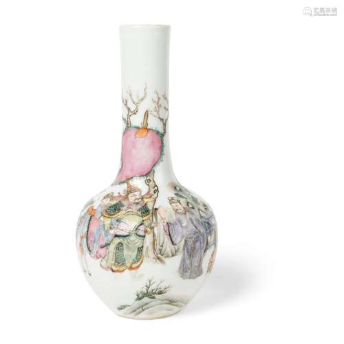 FAMILLE ROSE BOTTLE VASE QING DYNASTY, 19TH CENTURY