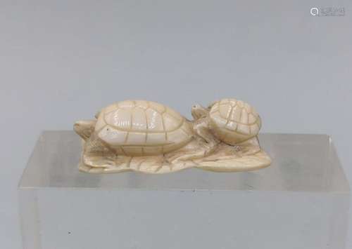 NETSUKE: TURTLES