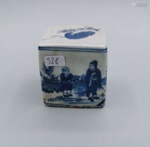 PORCELAIN SEAL