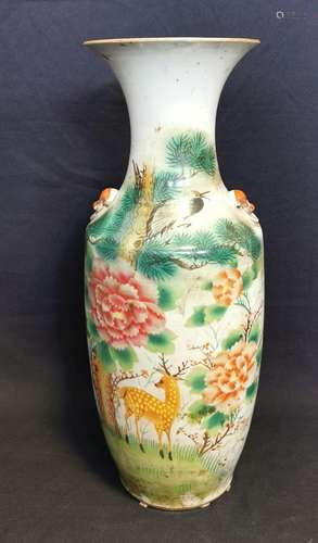 LARGE CHINESE VASE