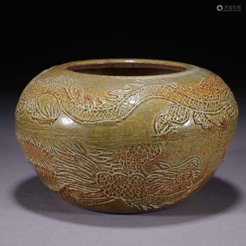 A Yao zhou kiln 'dragon and phoenix' jar