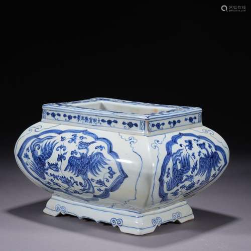 A blue and white 'phoenix' censer