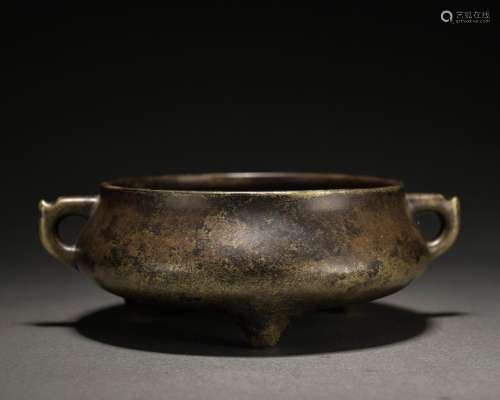 A bronze censer