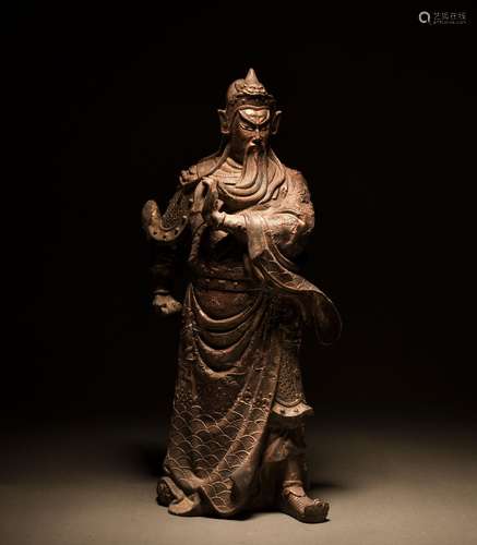 A bronze statue of Guanyu