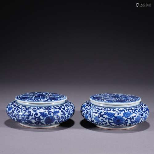 A pair of blue and white 'lotus' jar and cover