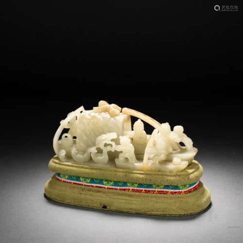 Hetian jade figure rafting ornaments