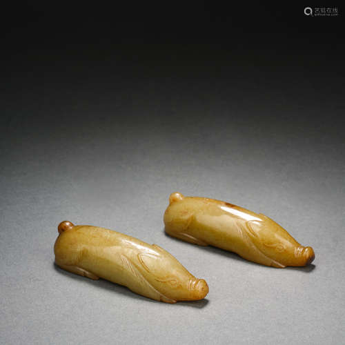 Before the Ming Dynasty, a pair of Hetian Jade Pigs