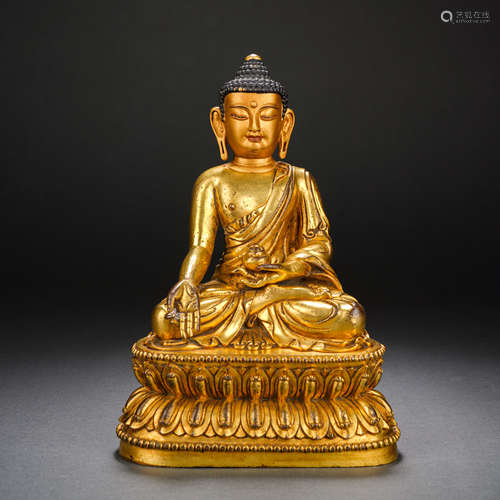 A Gilt Bronze Figure of Shakyamuni Buddha, Qing Dynasty