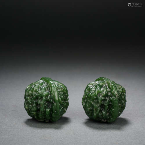 A pair of Hetian jasper walnuts