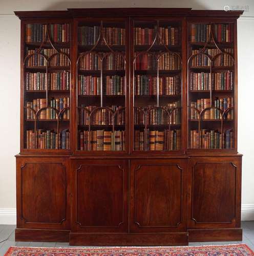 GEORGE III MAHOGANY LIBRARY BREAKFRONT BOOKCASE