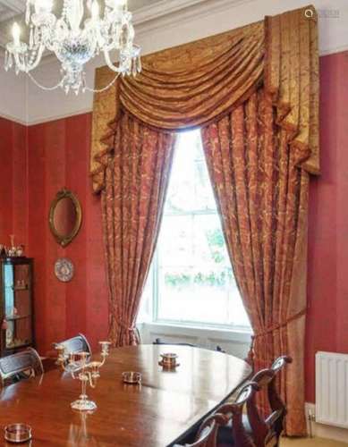 PAIR OF DAMASK CURTAINS & PELMET