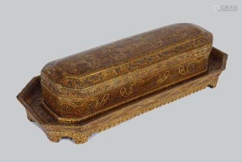 19TH-CENTURY KASHMIR PAPIER MACHE BOX