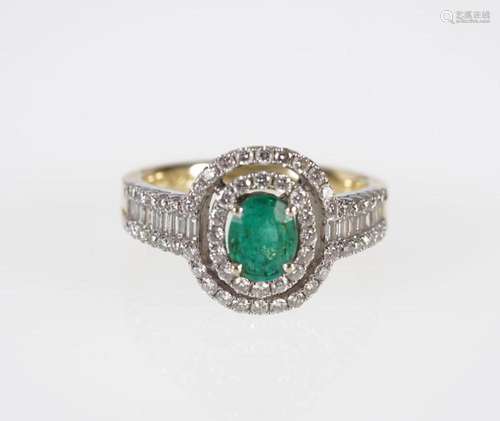 18 CT GOLD DIAMOND & EMERALD RING