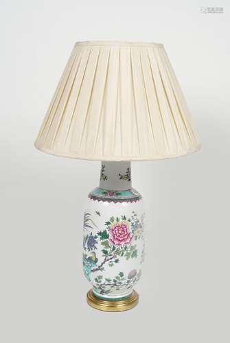 LARGE PORCELAIN TABLE LAMP