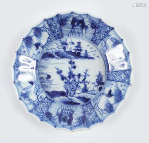 CHINESE QING BLUE AND WHITE DISH