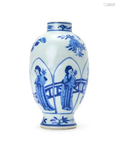 A CHINESE BLUE & WHITE JAR, KANGXI PERIOD (1662-1772)