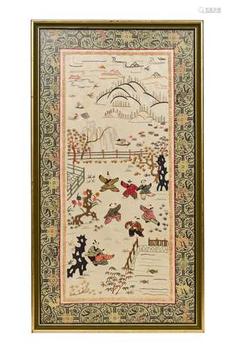 A CHINESE SILK EMBROIDERY PANEL, QING DYNASTY (1644-1911)