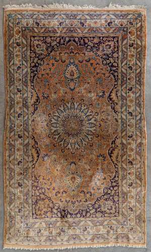 An Oriental silk hand-made carpet, Persian. (D:157 x W:96 cm...