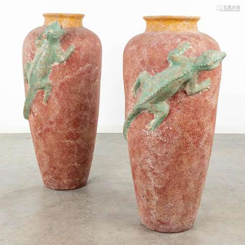 Two large and decorative pots, decorated with chameleons. 20...