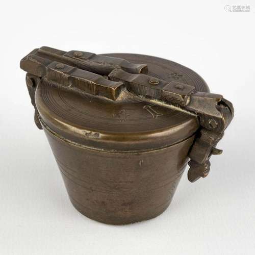 An antique set of weights, Bronze, Probably Nuremberg, 18th ...