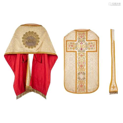 Lithurgical vestments 'Roman Chasuble, Humeral veil and ...