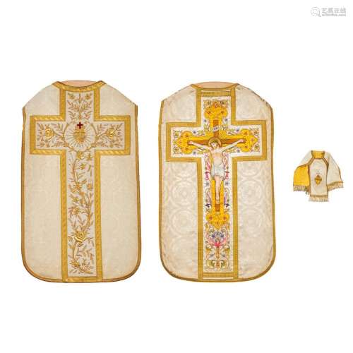 Lithurgical vestments 'Two Roman Chasubles', thick g...
