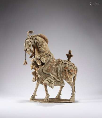 Cheval en poterie ancienne