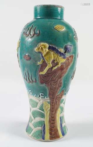 CHINESE QING POLYCHROME VASE