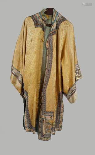 CHINESE QING SILK COURT ROBE