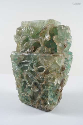 LARGE CHINESE QING AGATE CRYSTAL VASE