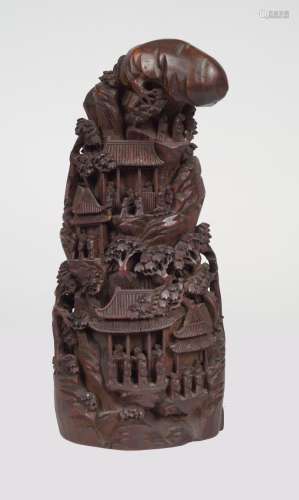 CHINESE QING CARVED BAMBOO SCULPTURE