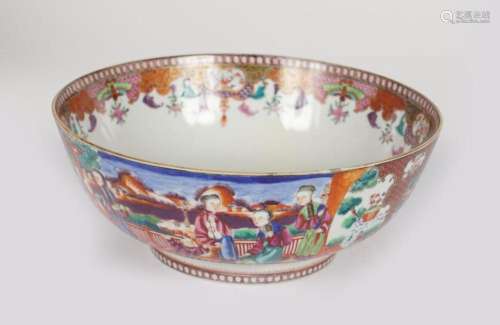 18TH-CENTURY CHINESE FAMILLE ROSE BOWL