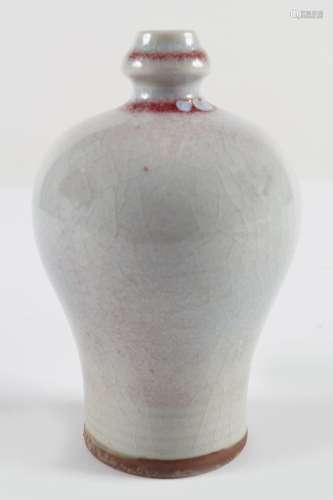 CHINESE QING CRACKLE GLAZED MEIPING VASE
