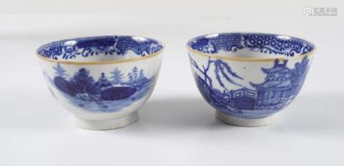 PAIR CHINESE QING BLUE & WHITE BOWLS