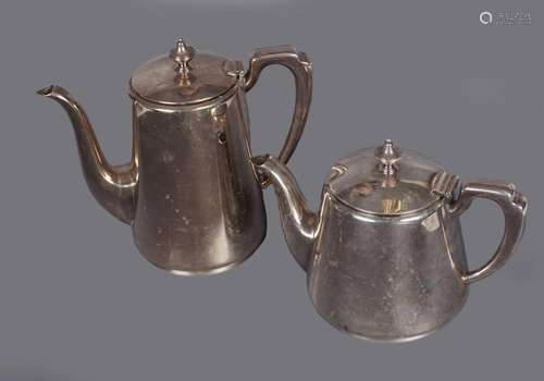 HOTELWARE TEAPOT AND WATER JUG