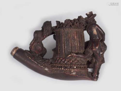 19TH-CENTURY CARVED FIGURE DECORATED PIPE HEAD