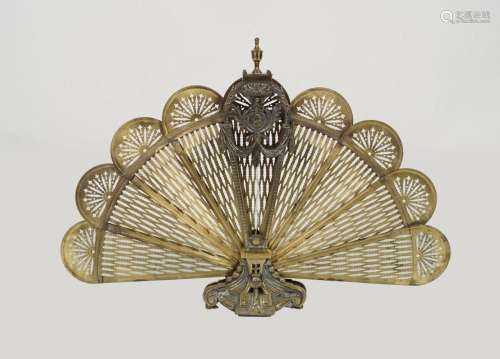 EDWARDIAN BRASS FIRE SCREEN