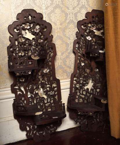 PAIR 19TH-CENTURY JAPANESE WALL MOUNTED BRACKETS