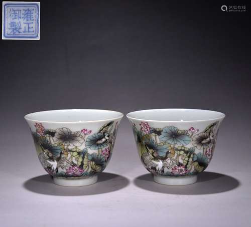 Pair of pastel lotus cups with crane pattern