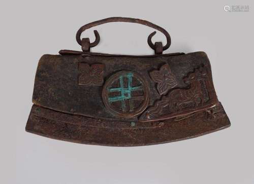 ANTIQUE TIBETAN COPPER MOUNTED LEATHER PURSE