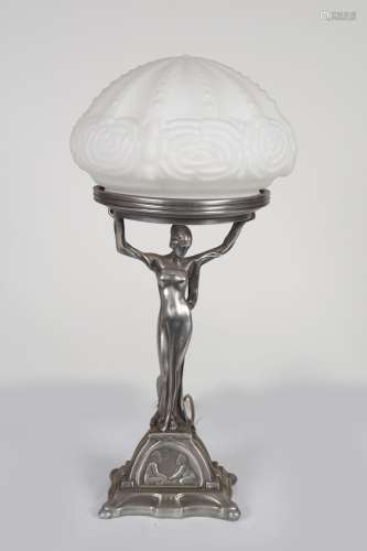 ART DECO POLISHED METAL FIGURAL TABLE LAMP