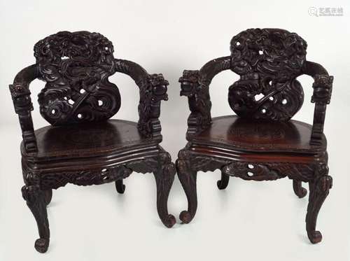 PR 19TH-CENTURY JAPANESE CARVED CEREMONIAL CHAIRS