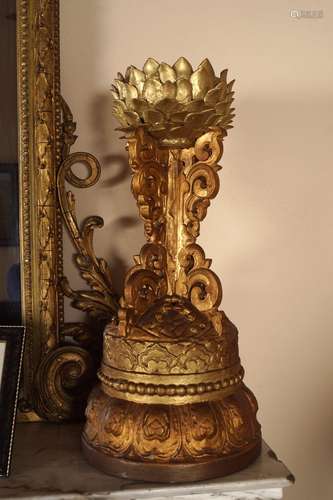 PAIR OF 19TH-CENTURY GILT FLOWERHEAD FINIALS