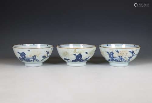 China, set of three Imari porcelain Nanking cargo bowls, ca....