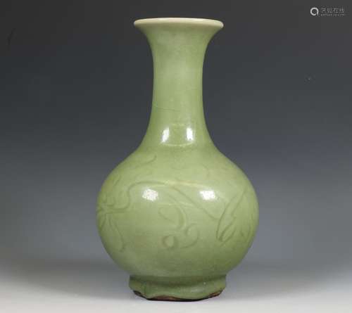 China, celadon-glazed vase, late Ming dynasty (1368-1644),