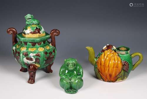 China, small collection of sancai-glazed porcelain, late Qin...