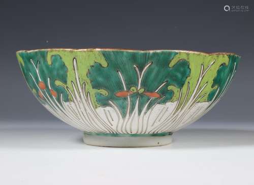 China, polychrome porcelain cabbage bowl, late Qing dynasty ...