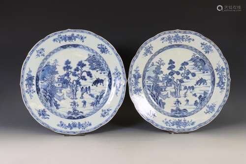 China, pair of blue and white porcelain dishes, Qianlong per...