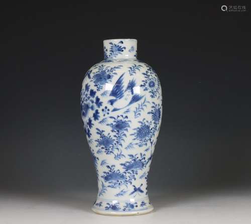 China, blue and white porcelain baluster vase, 19th century,