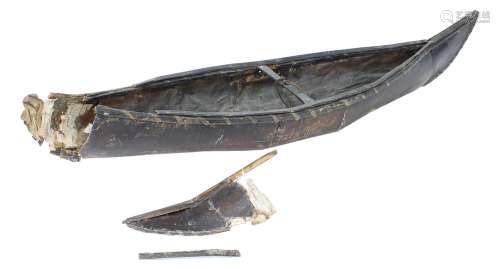 Interesting early 19th century canoe modelmade from bark, Ne...